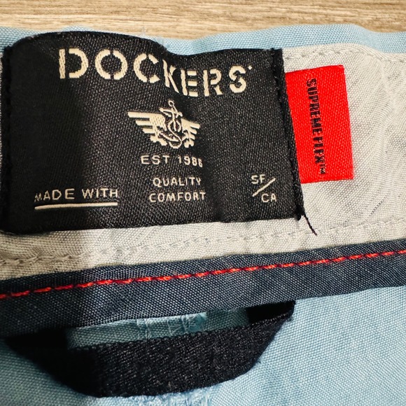 Dockers Mens Shorts Light Blue Supreme Flex Cotton Blend Casual W50 - Picture 2 of 12